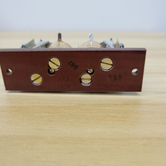 Vintage Dual Coil Relay Unit – LD4B1A115VA – 115V AC - Picture 3 of 11